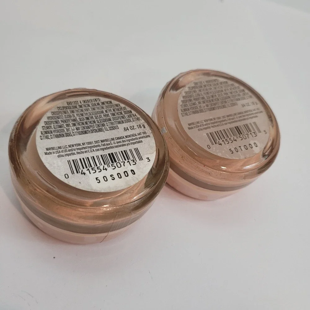 Maybelline Dream Matte Mousse Foundation Women Creamy Natural Light 5 Lot of 2